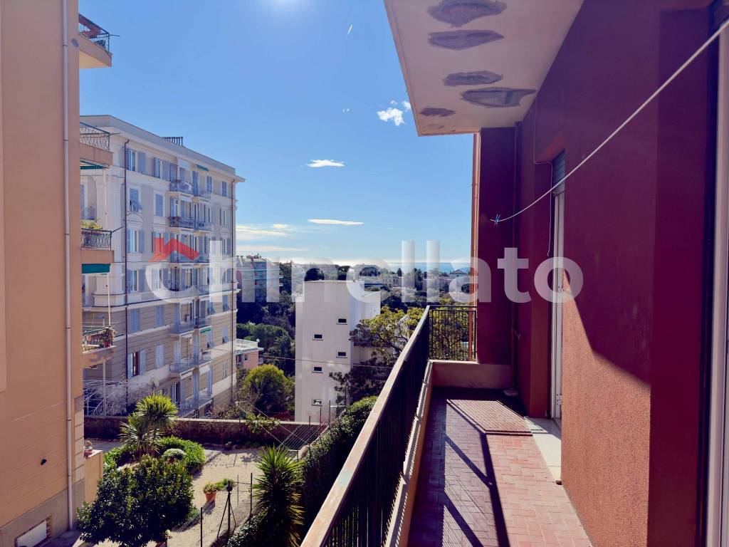 appartamento in vendita a Genova in zona Albaro