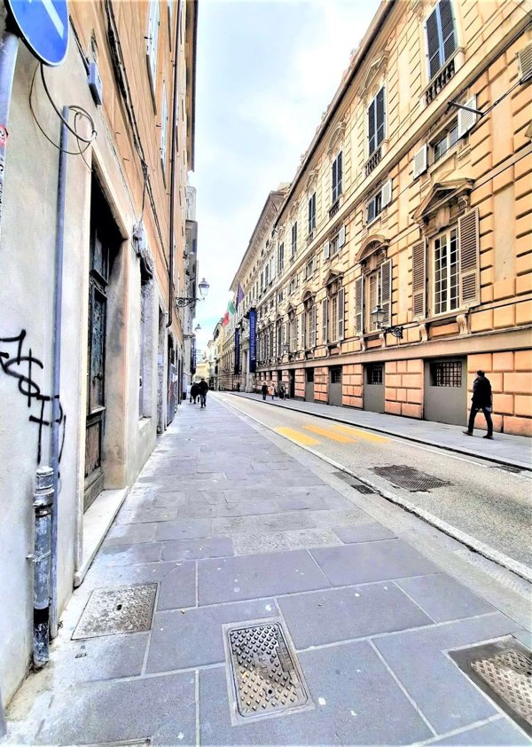 appartamento in vendita a Genova in zona Lagaccio / Granarolo