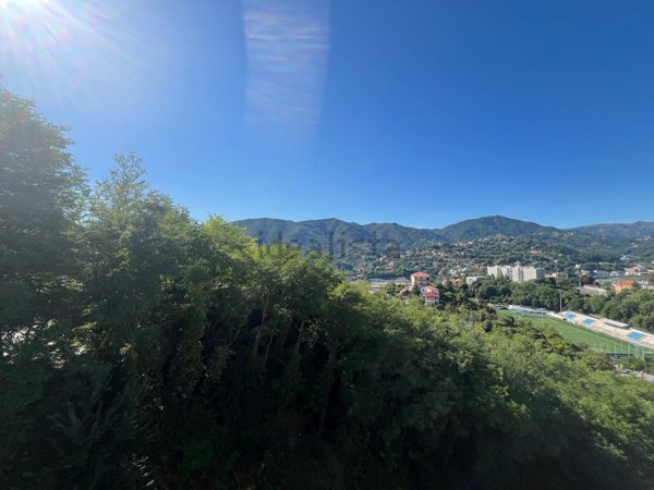 appartamento in vendita a Genova in zona Bolzaneto