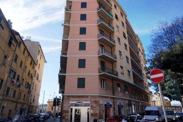 appartamento in vendita a Genova in zona Sampierdarena