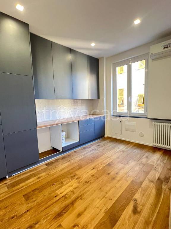 appartamento in vendita a Genova in zona Sestri Ponente