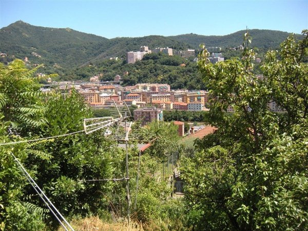 appartamento in vendita a Genova in zona Bolzaneto