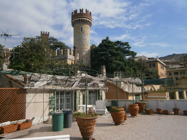 appartamento in vendita a Genova in zona Lagaccio / Granarolo