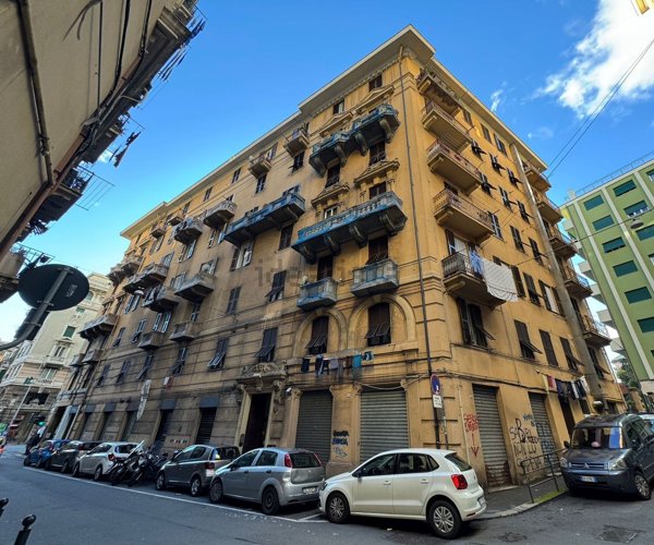 appartamento in vendita a Genova in zona Sampierdarena