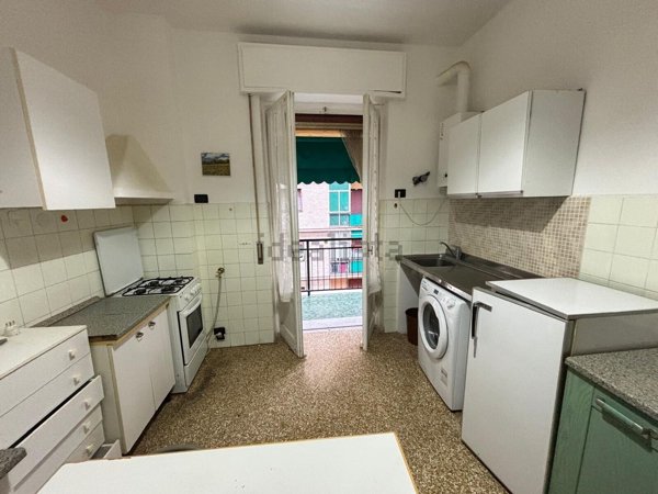 appartamento in vendita a Genova in zona Quezzi