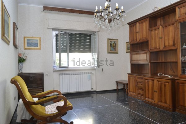 appartamento in vendita a Genova in zona Quezzi