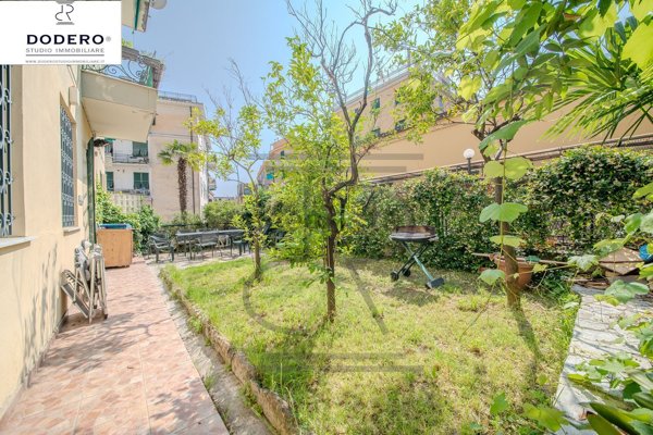 appartamento in vendita a Genova in zona Nervi