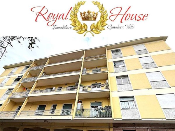 appartamento in vendita a Genova in zona Molassana