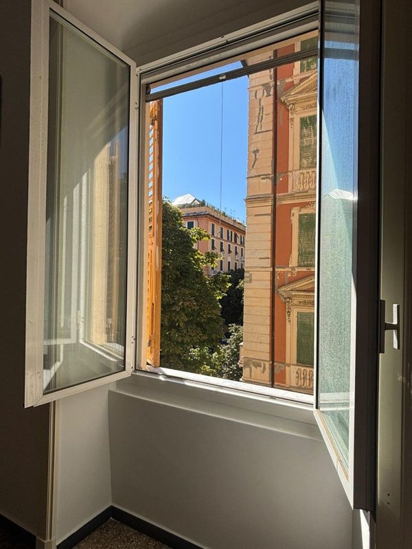 appartamento in vendita a Genova in zona Castelletto