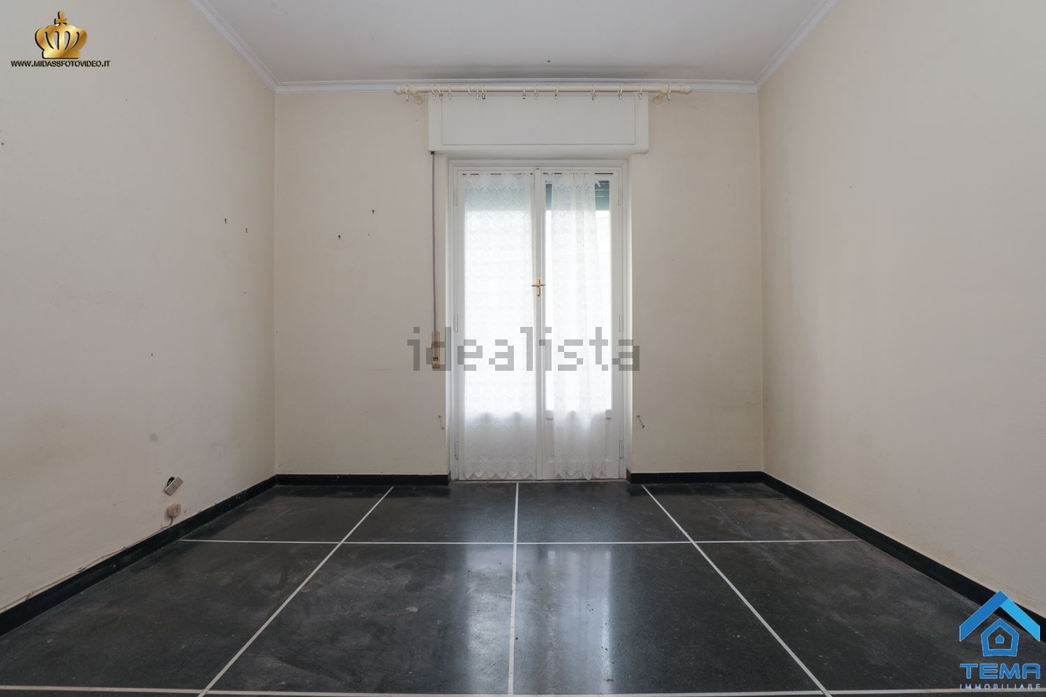 appartamento in vendita a Genova in zona Bolzaneto