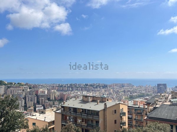 appartamento in vendita a Genova in zona Marassi