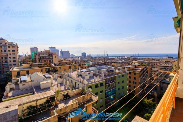 appartamento in vendita a Genova in zona Sampierdarena