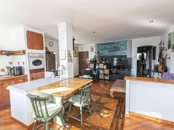 appartamento in vendita a Genova in zona Molassana