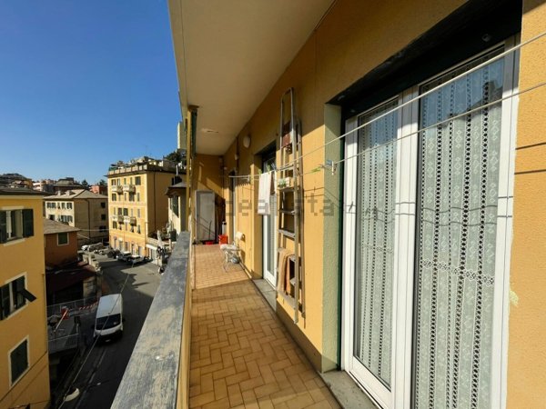 appartamento in vendita a Genova in zona Quezzi