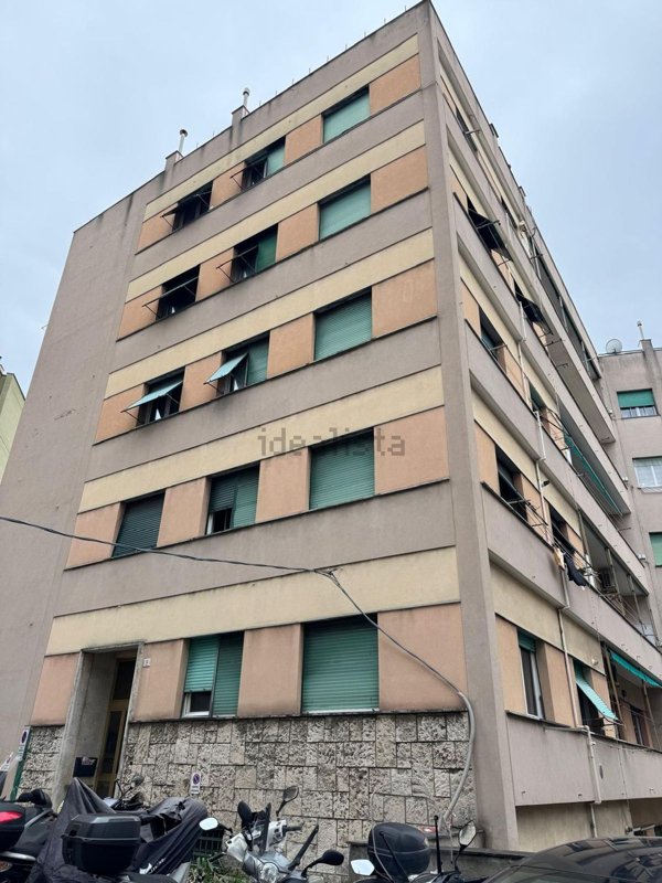 appartamento in vendita a Genova in zona Sampierdarena