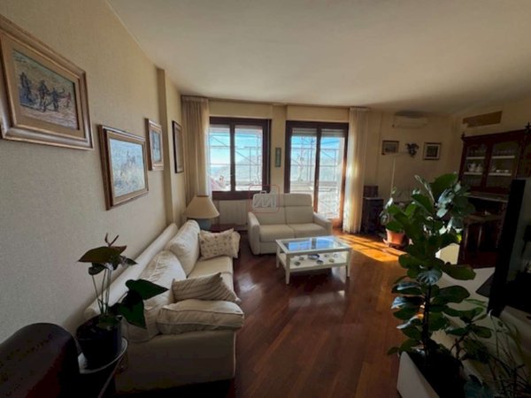 appartamento in vendita a Genova in zona Pegli