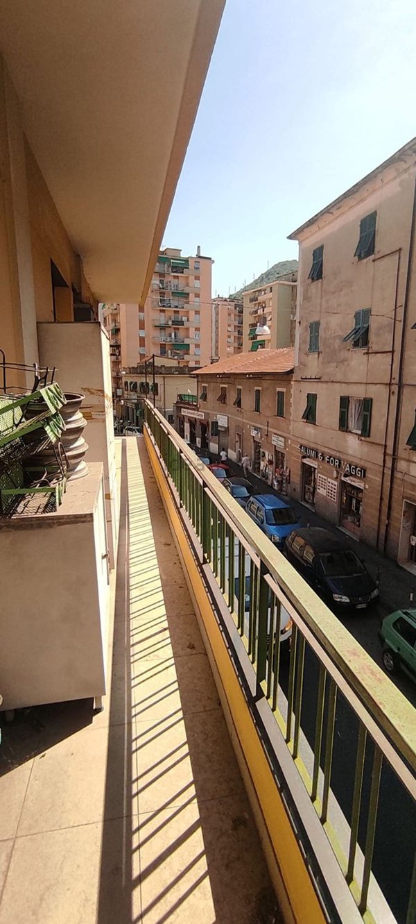 appartamento in vendita a Genova in zona Molassana