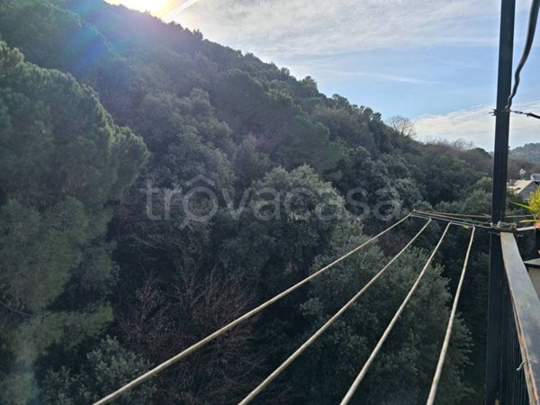 appartamento in vendita a Genova in zona Staglieno