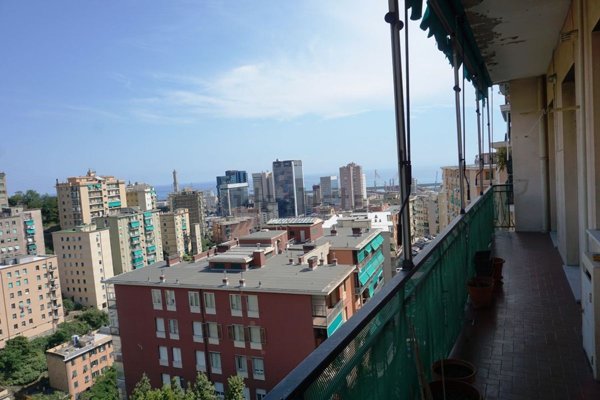 appartamento in vendita a Genova in zona Sampierdarena