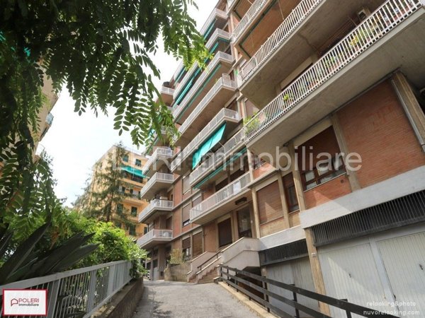 appartamento in vendita a Genova in zona Sestri Ponente