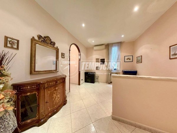 appartamento in vendita a Genova in zona Sestri Ponente