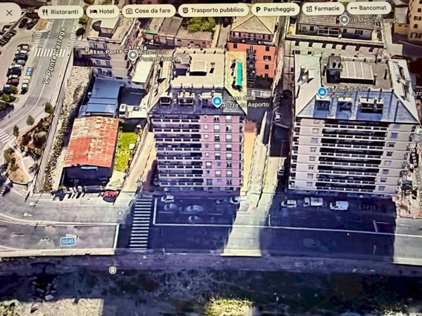 appartamento in vendita a Genova in zona Staglieno