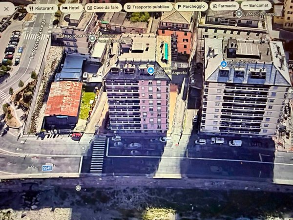 appartamento in vendita a Genova in zona Staglieno