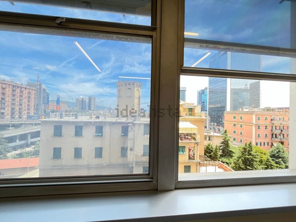 appartamento in vendita a Genova in zona Sampierdarena