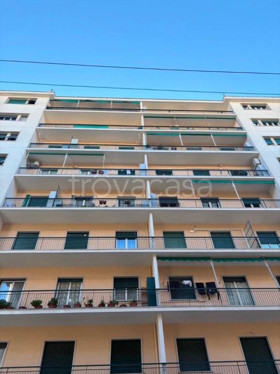 appartamento in vendita a Genova in zona Marassi