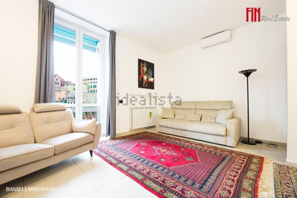 appartamento in vendita a Genova in zona Portoria / Piccapietra