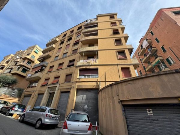 appartamento in vendita a Genova in zona Sampierdarena