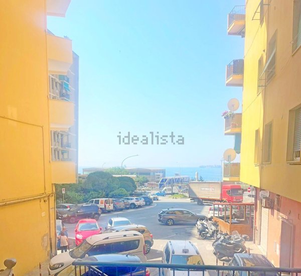 appartamento in vendita a Genova in zona Voltri