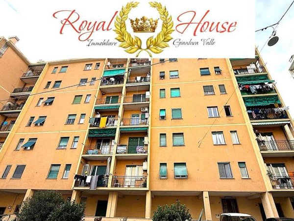 appartamento in vendita a Genova in zona Sampierdarena