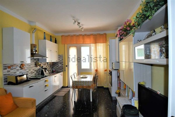 appartamento in vendita a Genova in zona Pegli