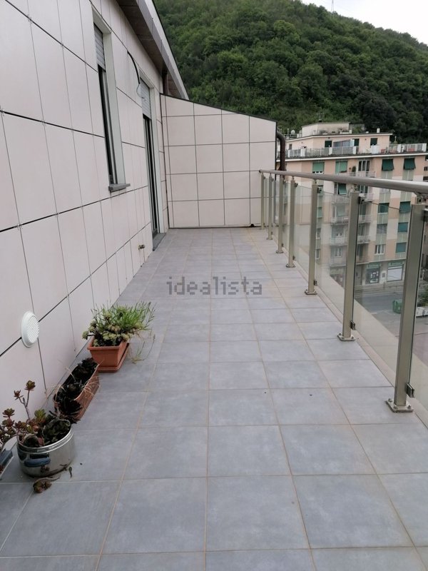 appartamento in vendita a Genova in zona Molassana