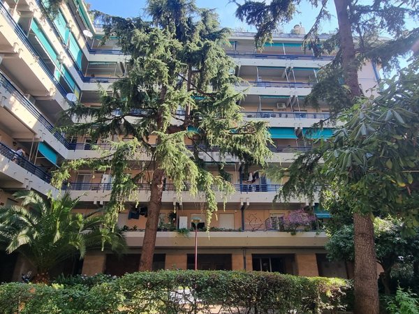 appartamento in vendita a Genova in zona Sestri Ponente