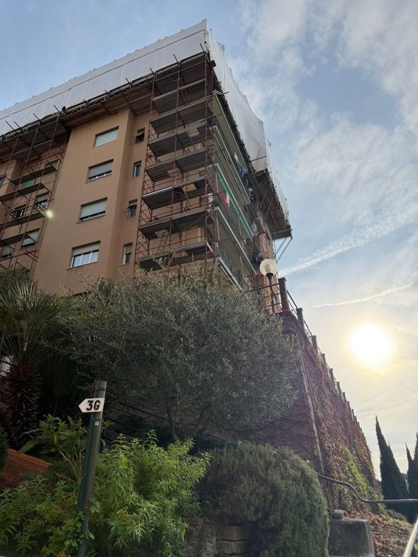 appartamento in vendita a Genova in zona Sestri Ponente