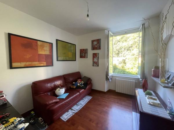 appartamento in vendita a Genova in zona Voltri