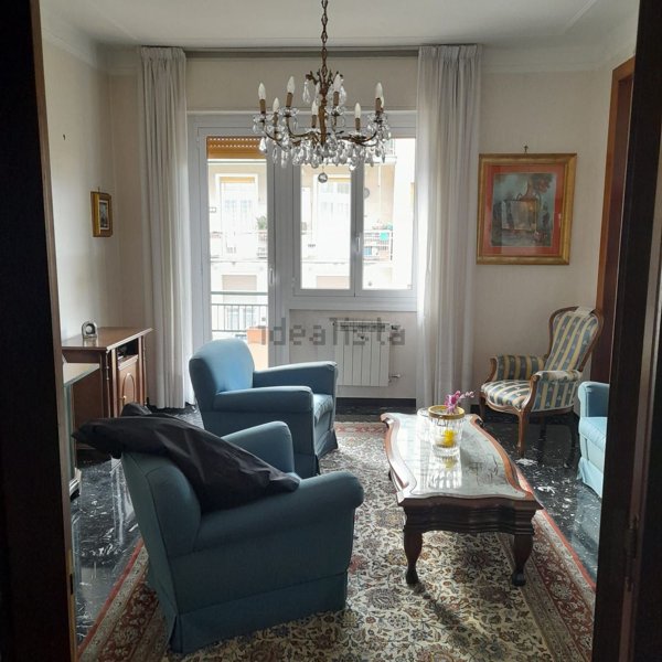 appartamento in vendita a Genova in zona Pegli