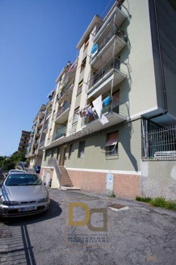 appartamento in vendita a Genova in zona Quezzi