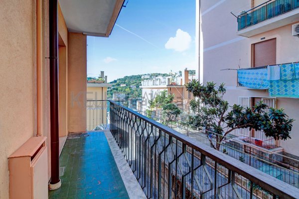 appartamento in vendita a Genova in zona Oregina