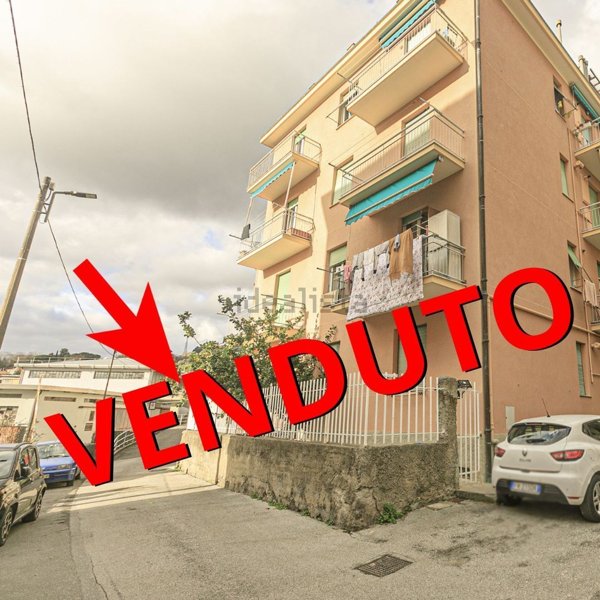 appartamento in vendita a Genova in zona Sestri Ponente