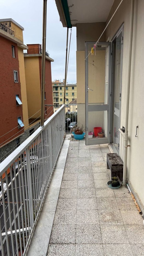 appartamento in vendita a Genova in zona Quezzi