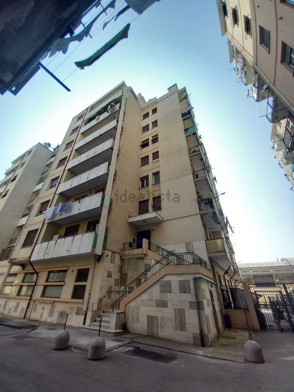 appartamento in vendita a Genova in zona Sampierdarena