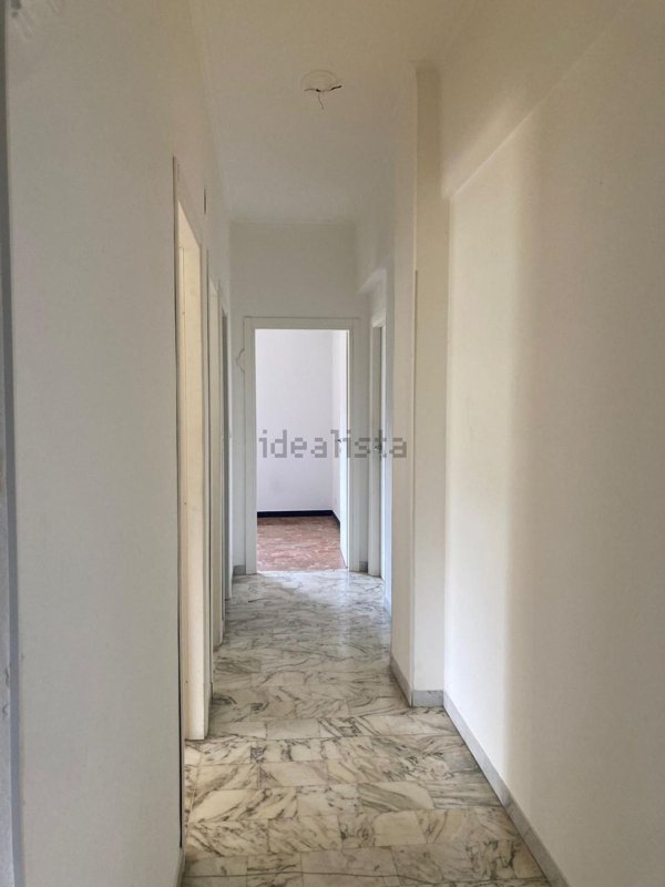 appartamento in vendita a Genova in zona Molassana