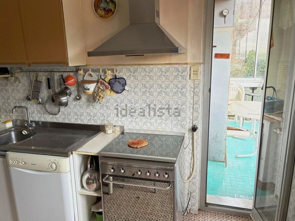 appartamento in vendita a Genova in zona Pegli