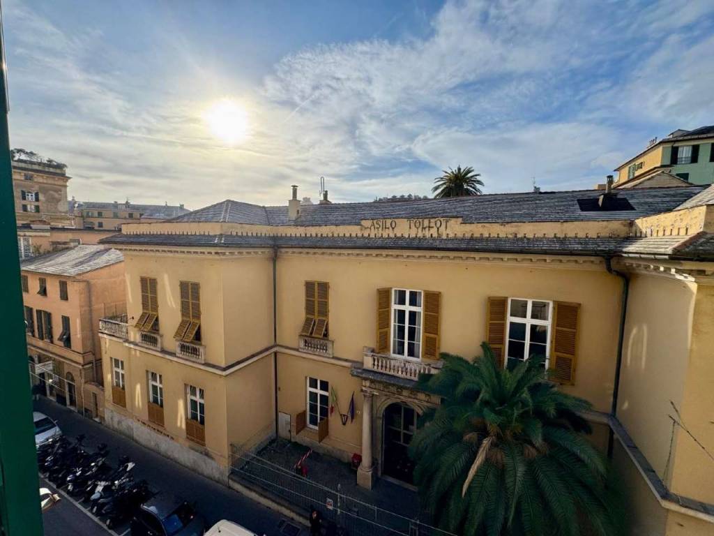 appartamento in vendita a Genova in zona San Vincenzo