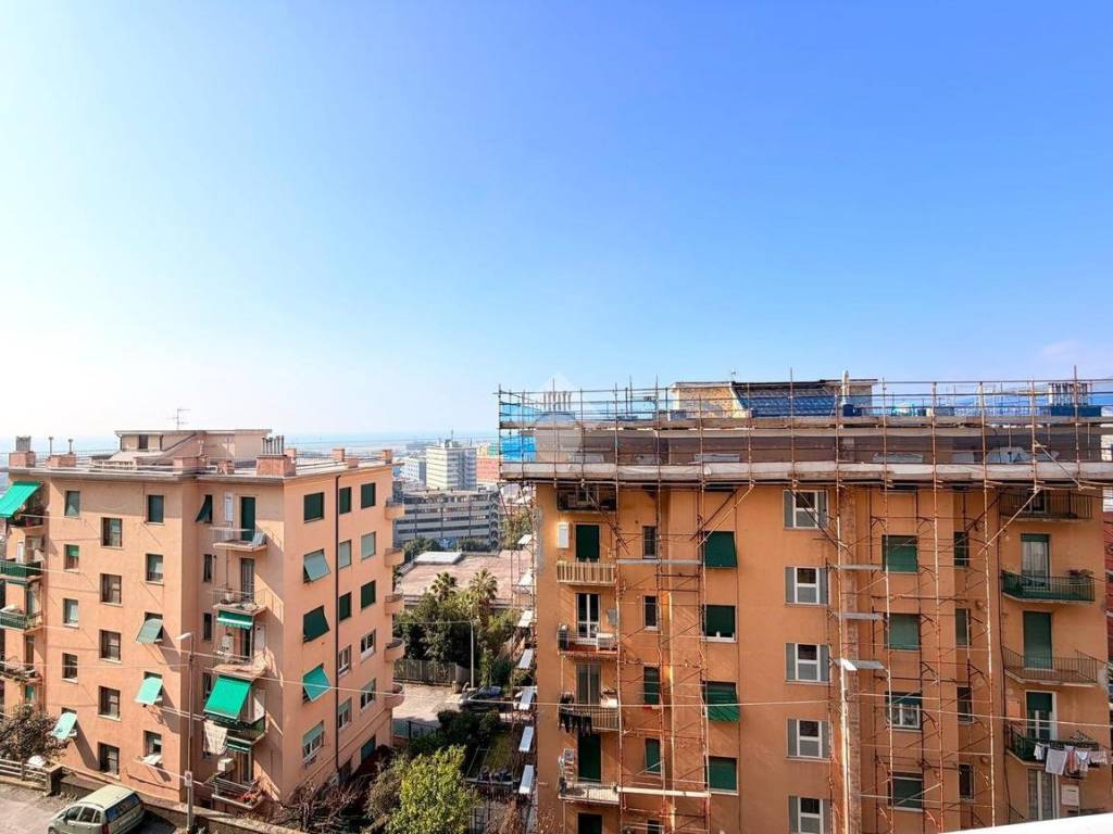 appartamento in vendita a Genova in zona Borzoli