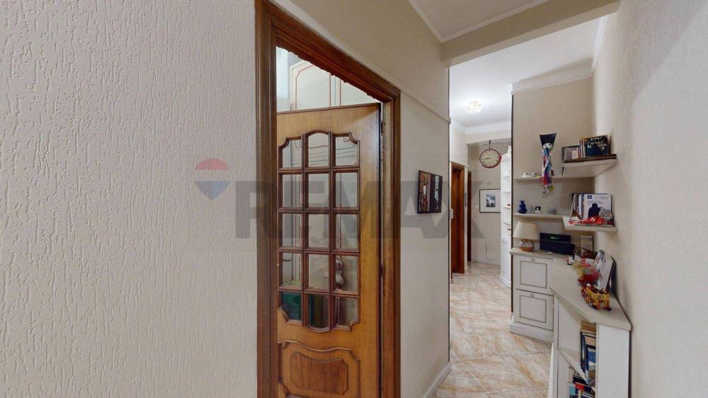 appartamento in vendita a Genova in zona Quarto dei Mille