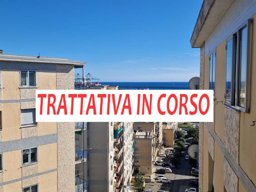 appartamento in vendita a Genova in zona Palmaro / Pra'